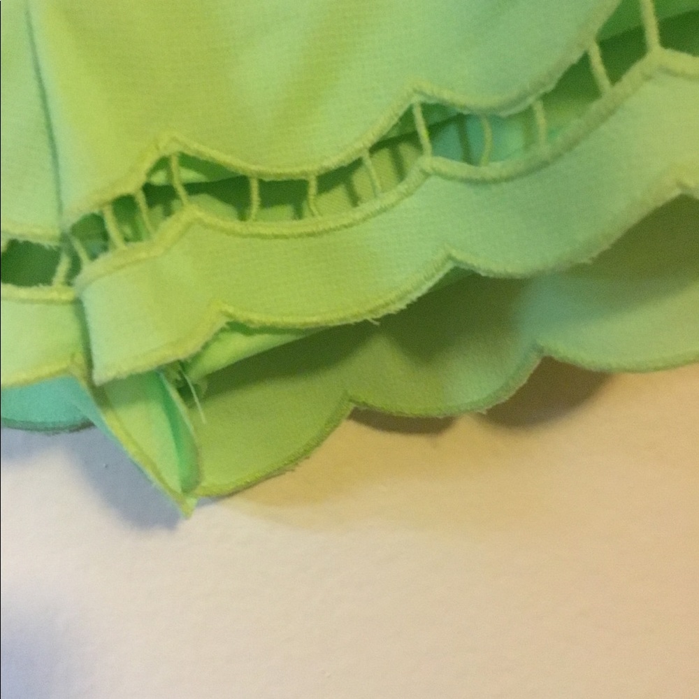 Lush shorts - Picture 2 of 4